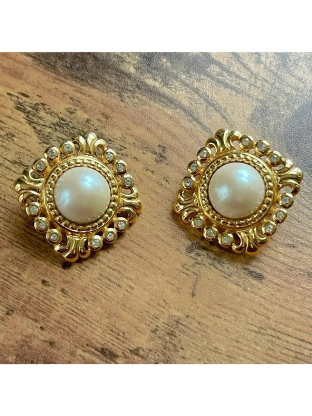 Vintage 1980s Earrings Gold Tone Filigree Faux Pearl Cabochon Rhinestone Regency